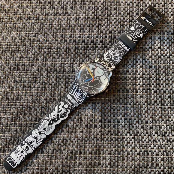 Swatch Watch - SUOB125 - LOVE WALL - Picture 2 of 10